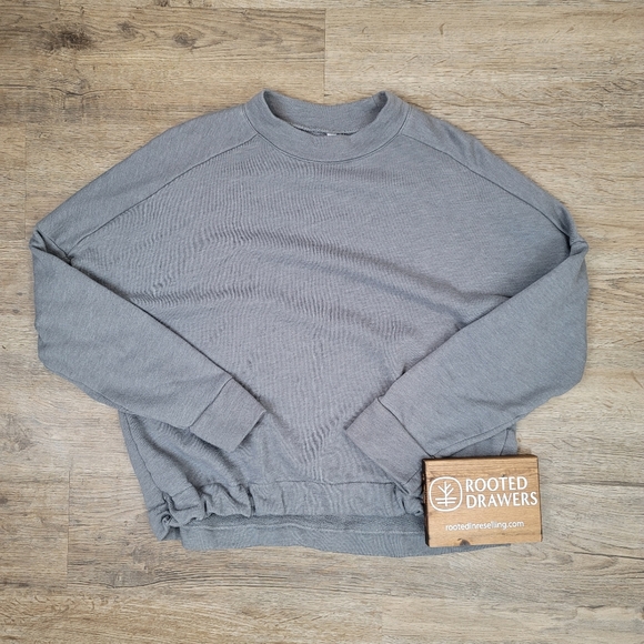 Fabletics Sweaters - Fabletics Pullover Sweatshirt Crew Neck Long Sleeve Gray Cinch Waist Blank Small